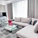 Lily Sea View *