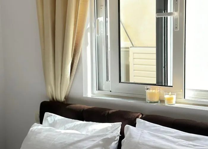 Apartment Lily Sea View Sarande