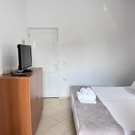 Lily Sea View * Sarandë