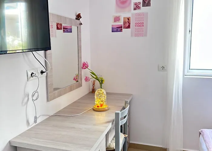 Lily Sea View